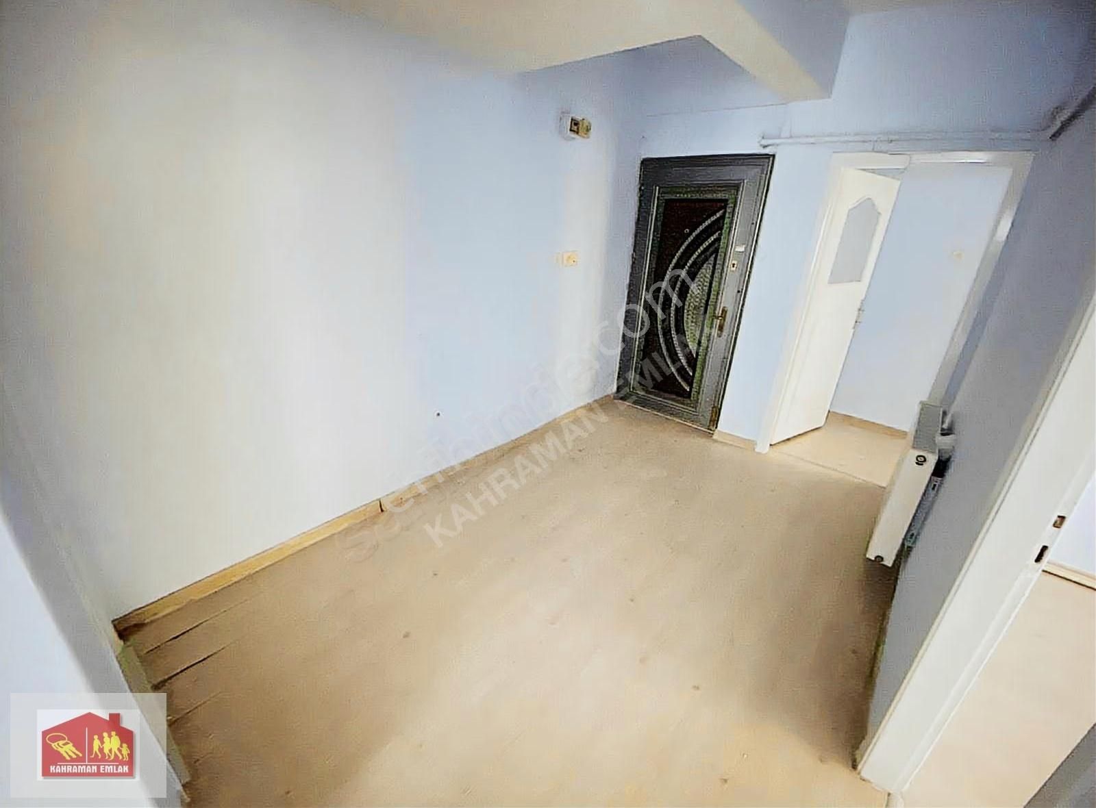 Kaynarca'da Marmaray'a Yakın Asansörlü 2+1 Daire - Görsel 18