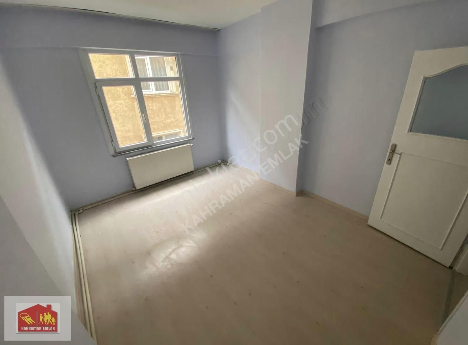 Kaynarca'da Marmaray'a Yakın Asansörlü 2+1 Daire - Görsel 11