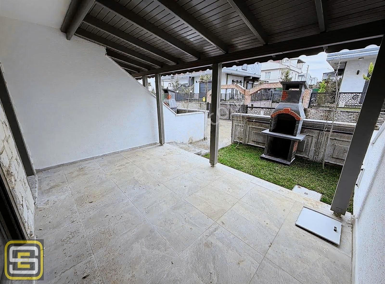 Denize Sıfır Mutfak Ayrı Ultra Lüks 4+1 160 M2 Müstakil Bahçeli - Görsel 4