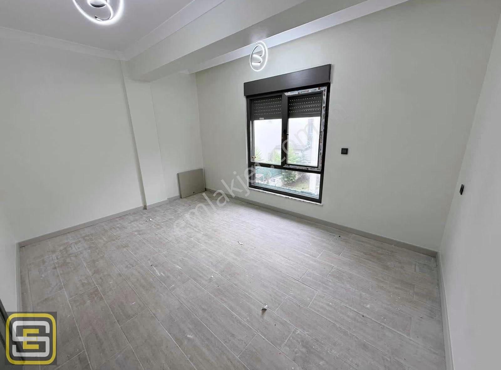 Denize Sıfır Mutfak Ayrı Ultra Lüks 4+1 160 M2 Müstakil Bahçeli - Görsel 16