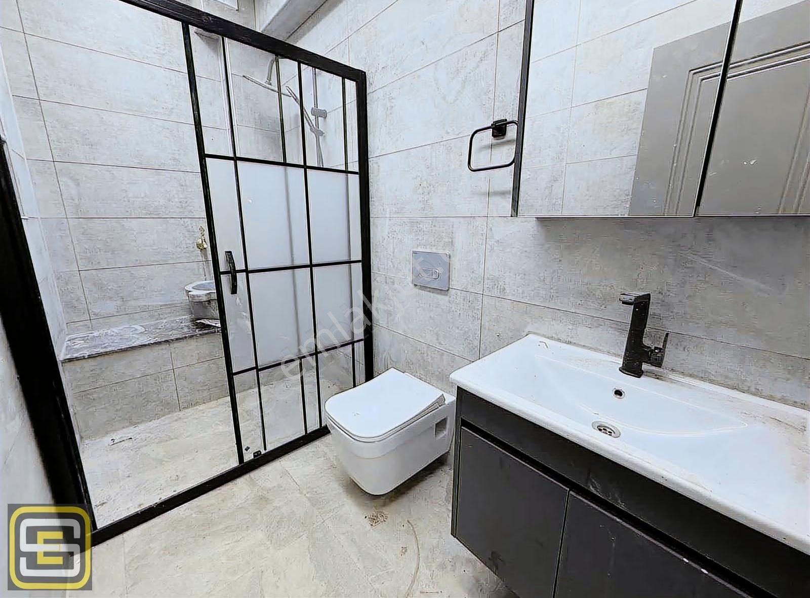 Denize Sıfır Mutfak Ayrı Ultra Lüks 4+1 160 M2 Müstakil Bahçeli - Görsel 20