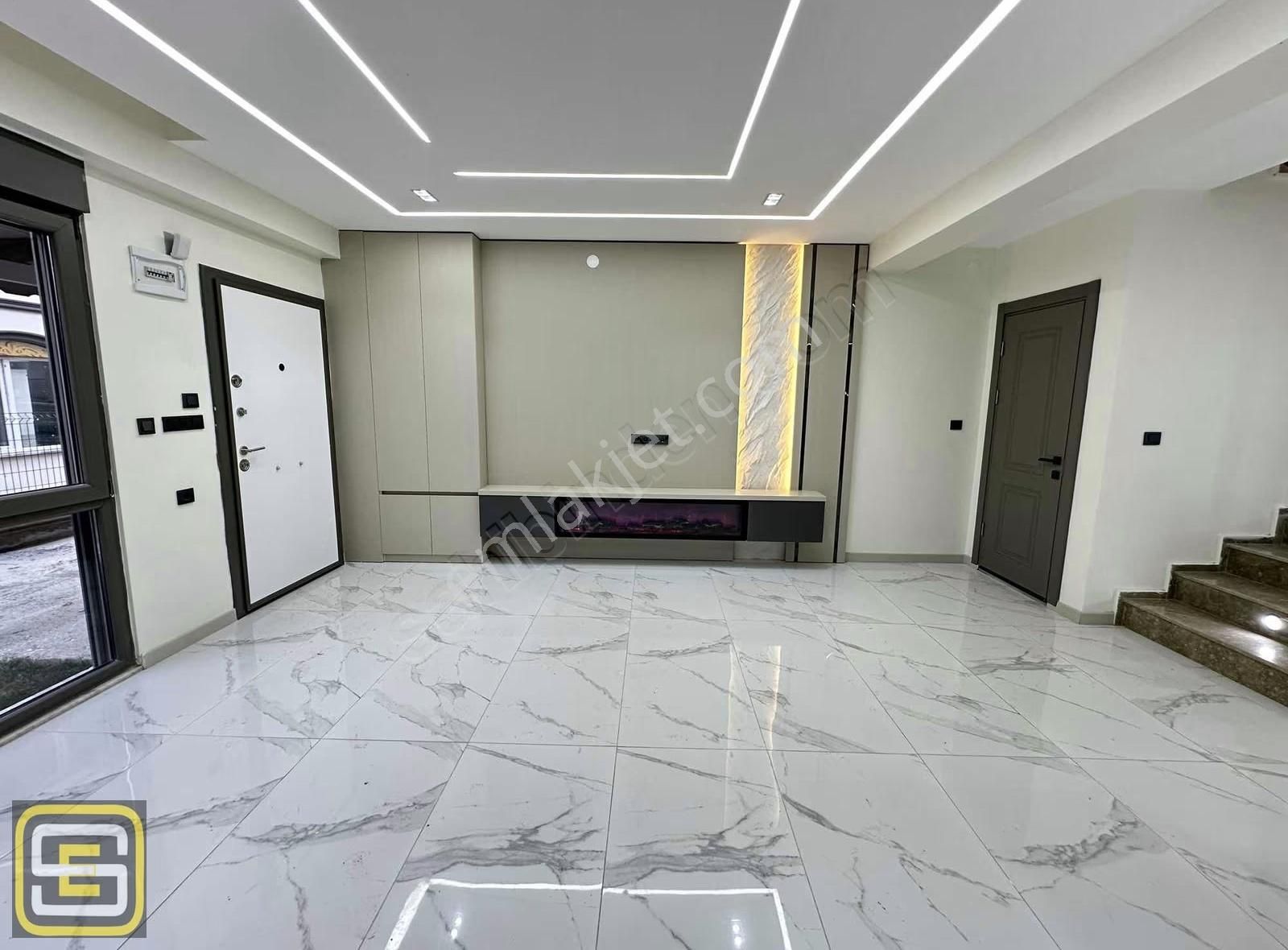 Kocaali Alanderede Denize Sıfır Müstakil Bahçeli 4+1 175m2 Villa - Görsel 8