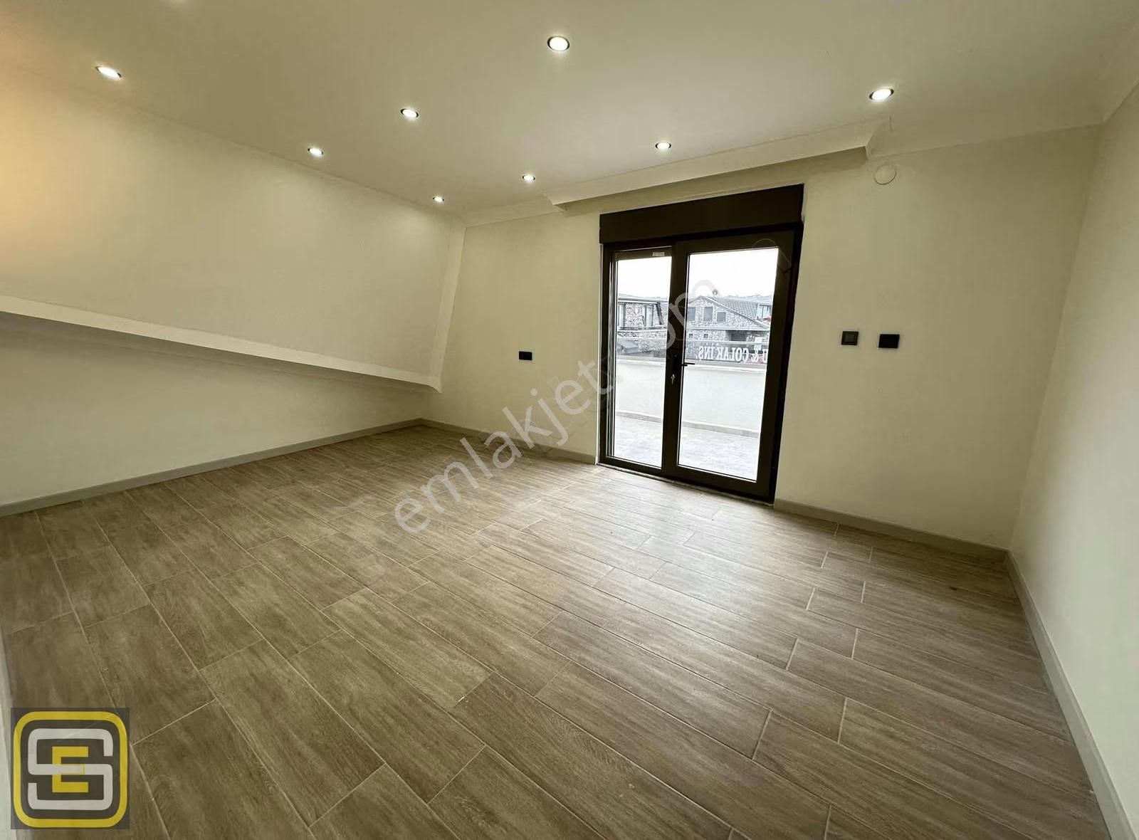 Kocaali Alanderede Denize Sıfır Müstakil Bahçeli 4+1 175m2 Villa - Görsel 28