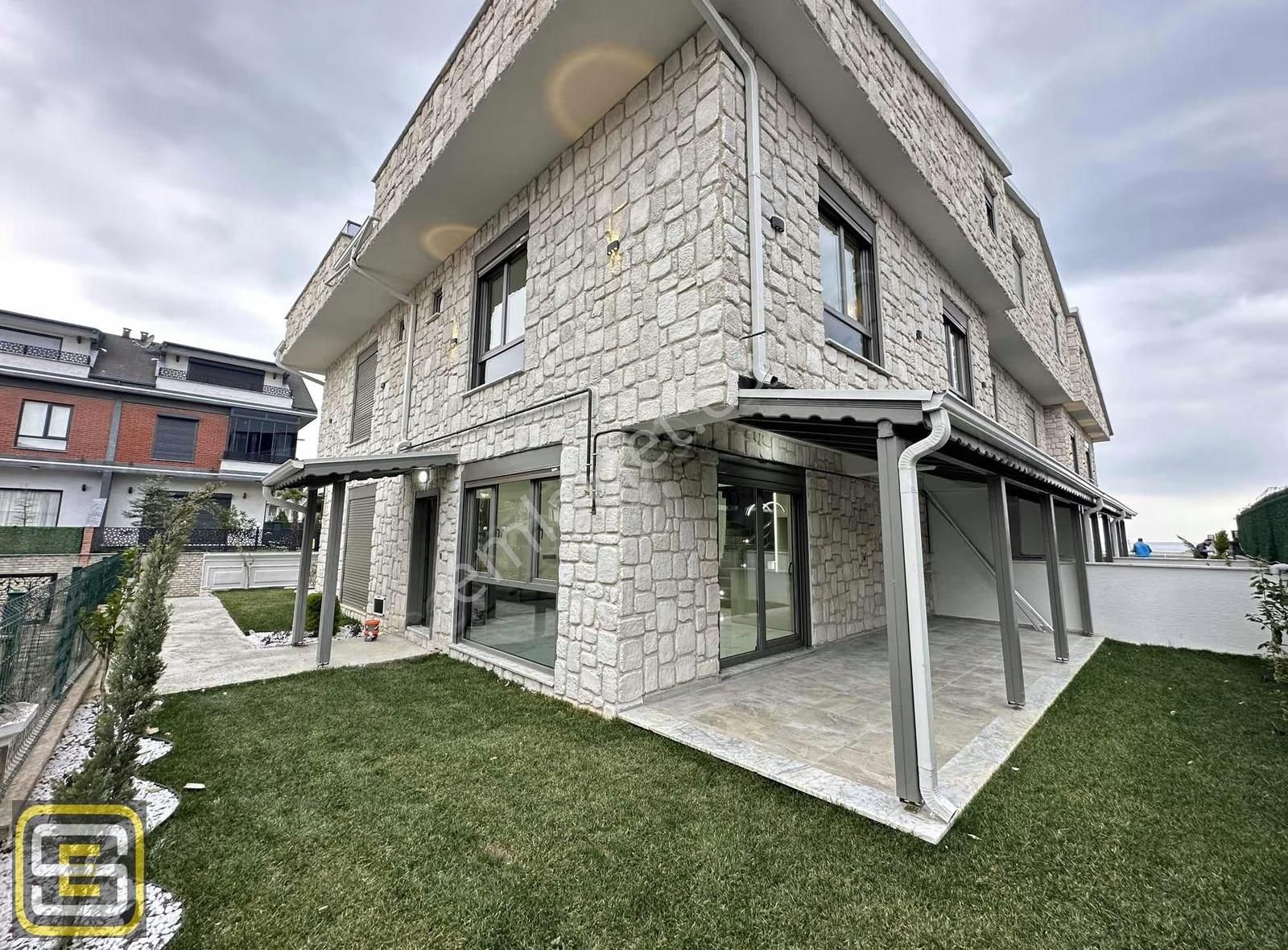 Kocaali Alanderede Denize Sıfır Müstakil Bahçeli 4+1 175m2 Villa - Görsel 33