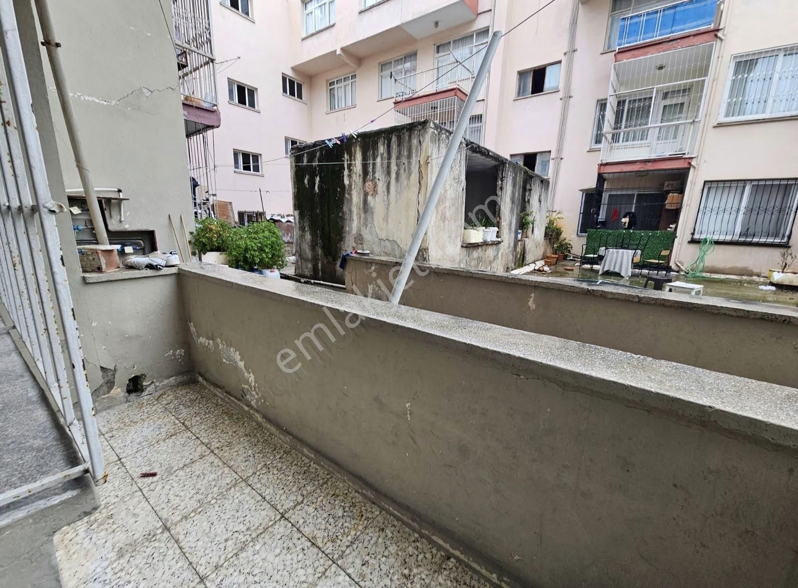 Genç Emlak'tan Mesudiye'de Satılık 3+1 Yapılı Daire - Görsel 14