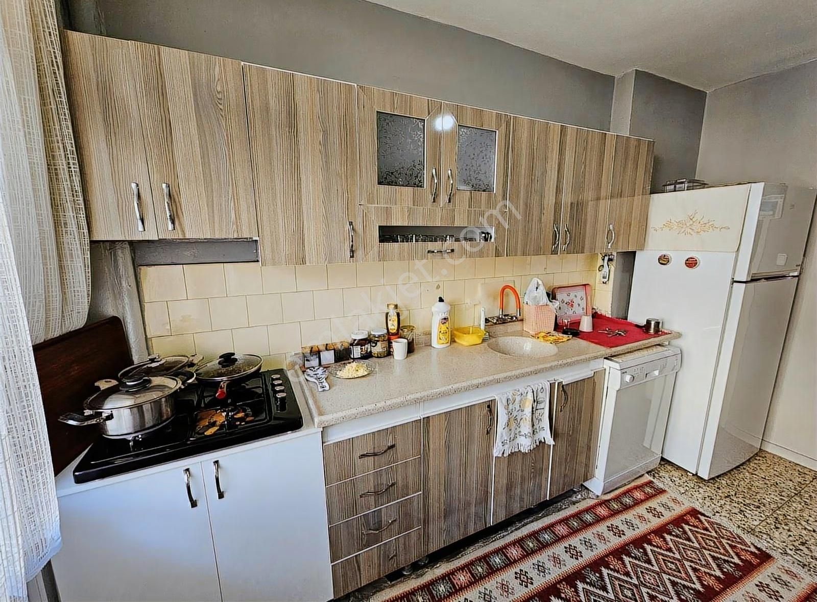 Genç Emlak'tan Mesudiye'de Satılık 3+1 Köşe Başı Daire - Görsel 2