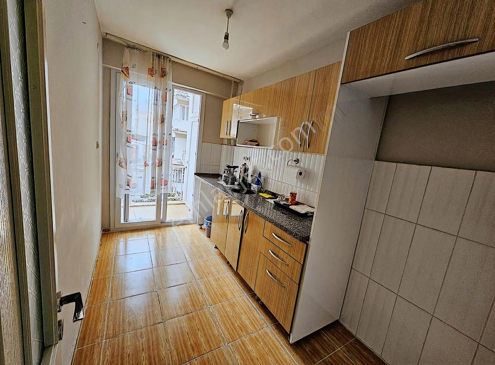 Genç Emlaktan Yeni Mh. Satılık 2+1 Yapılı Daire - Görsel 2