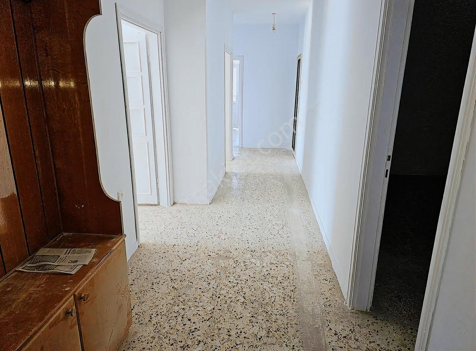 Genç Emlak'tan Park Manzaralı Kiralık 3+1 Daire - Görsel 3