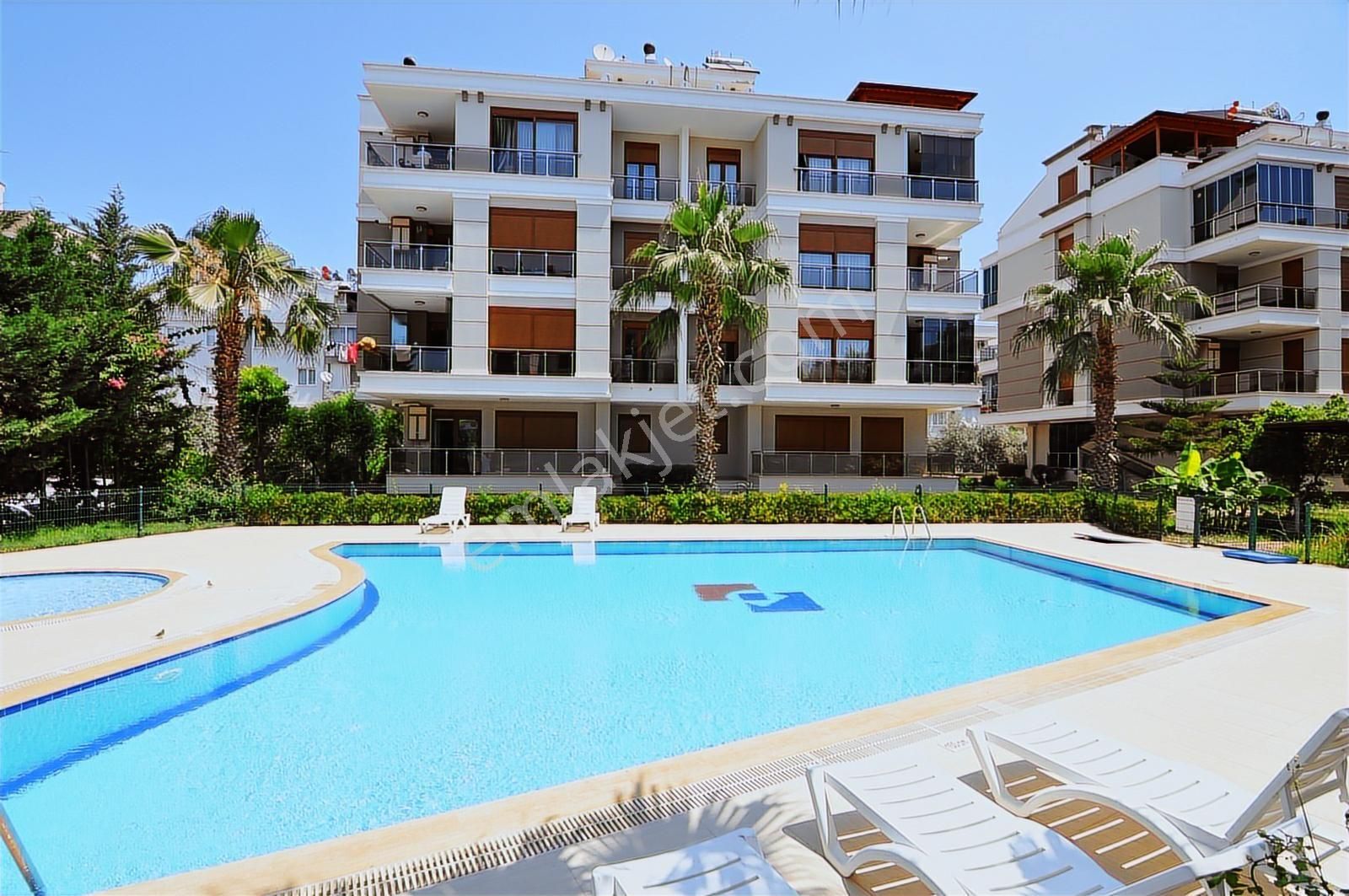 Mollayusufta Site İçi Havuzlu Kiralık 3+1 Daire