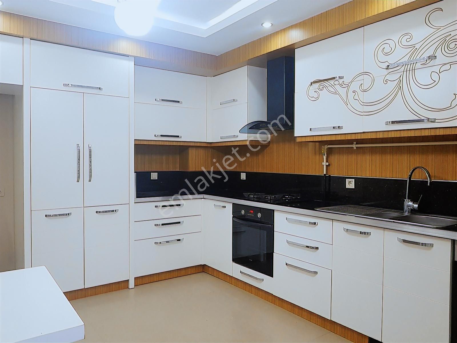 Mollayusufta Site İçi Havuzlu Kiralık 3+1 Daire - Görsel 3