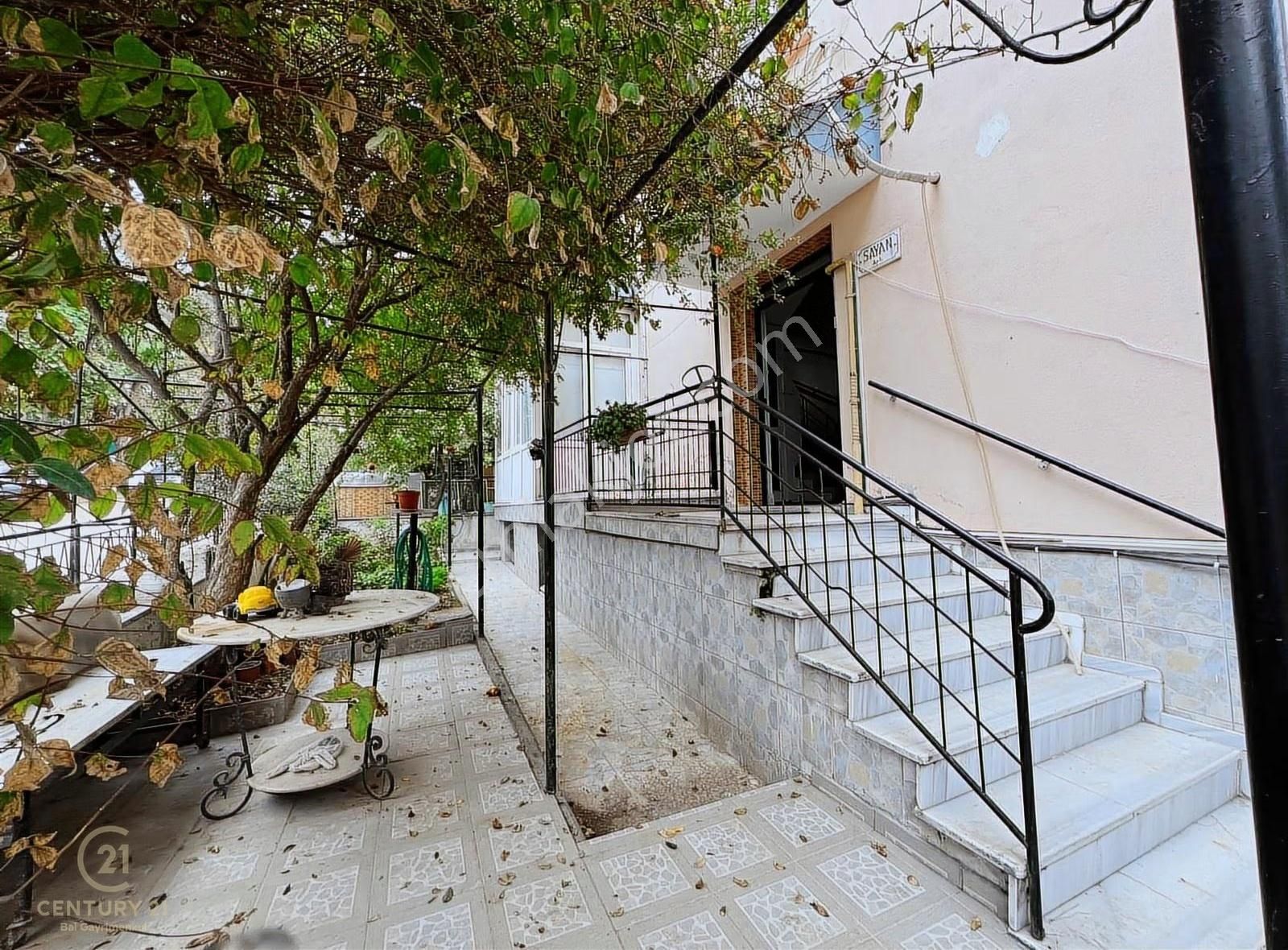 C21 Bal'dan Atatürk Mh. Dsi Yanı 4+1 Daire - Görsel 2