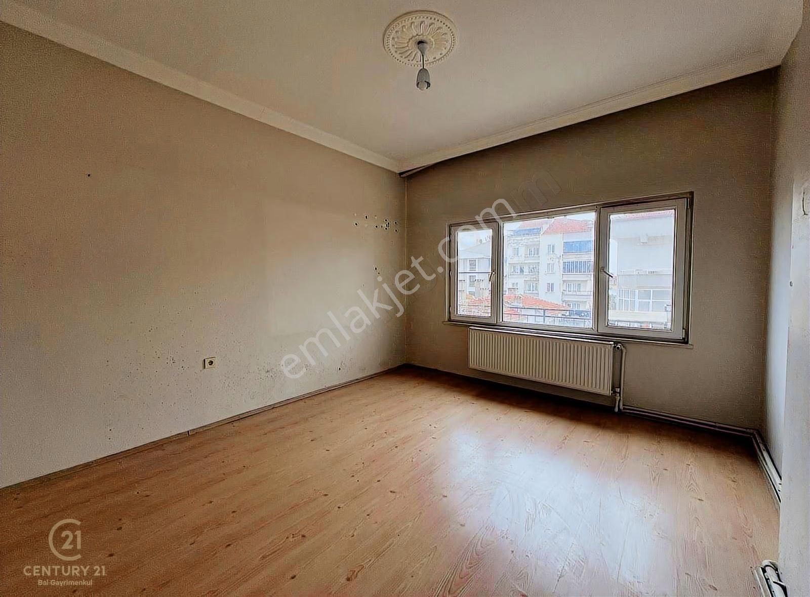 C21 Bal'dan Atatürk Mh. Dsi Yanı 4+1 Daire - Görsel 13