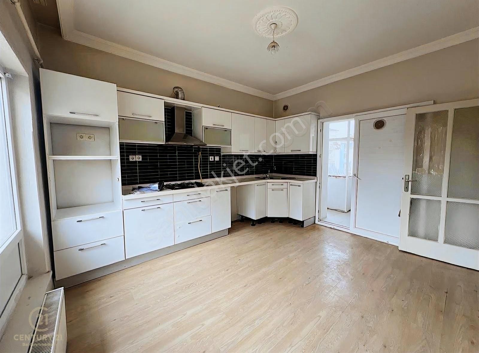 C21 Bal'dan Atatürk Mh. Dsi Yanı 4+1 Daire - Görsel 18