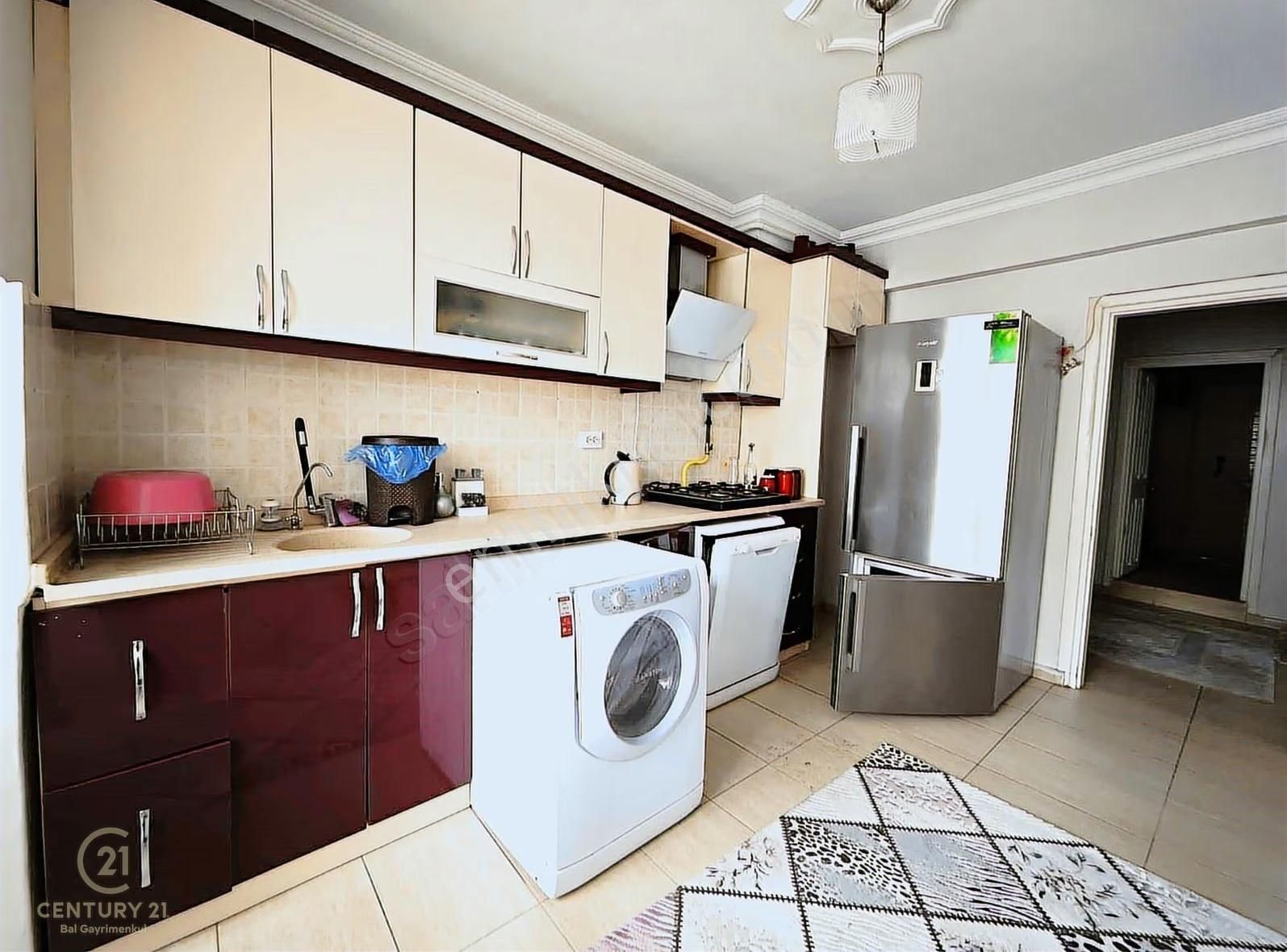 Century 21 Bal'dan Bahçeli Evler Mah. Eşyalı Kiralık 2+1 Daire - Görsel 6