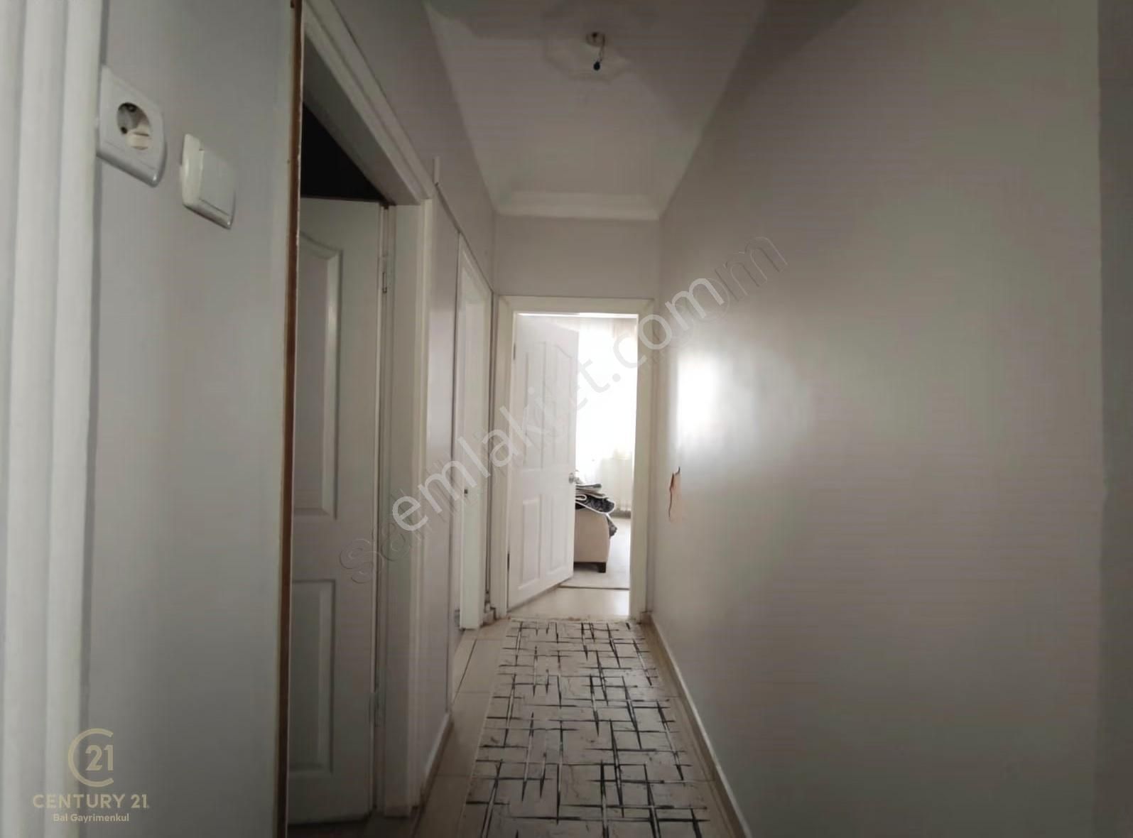 Century 21 Bal'dan Bahçeli Evler Mah. Eşyalı Kiralık 2+1 Daire - Görsel 12
