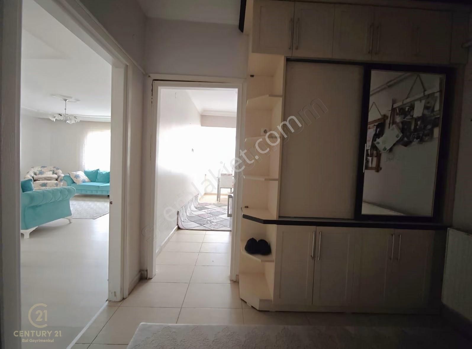 Century 21 Bal'dan Bahçeli Evler Mah. Eşyalı Kiralık 2+1 Daire - Görsel 14