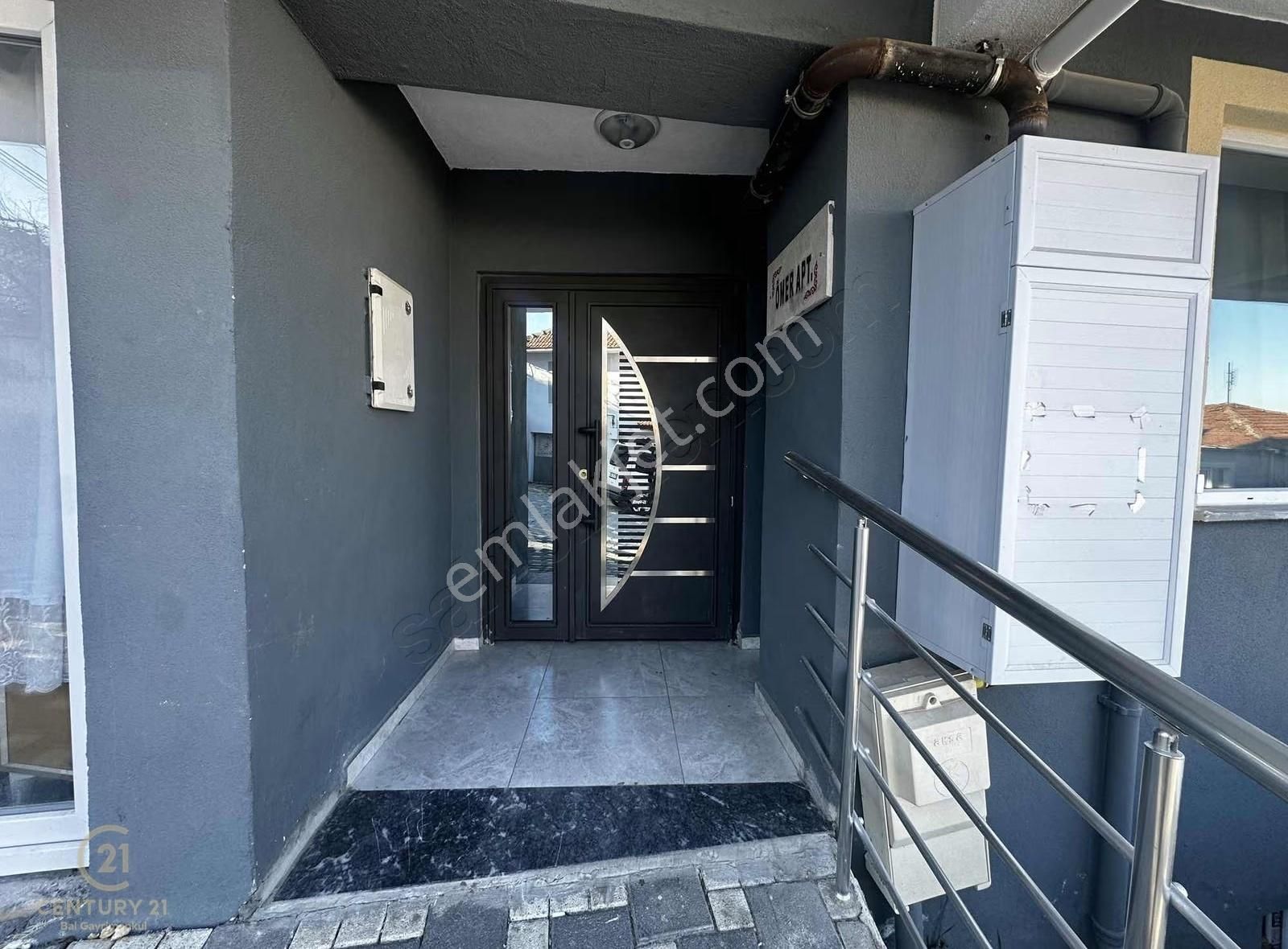 C21 Bal'dan Dinkçiler'de Satılık Eşyalı 1+1 Daire - Görsel 8