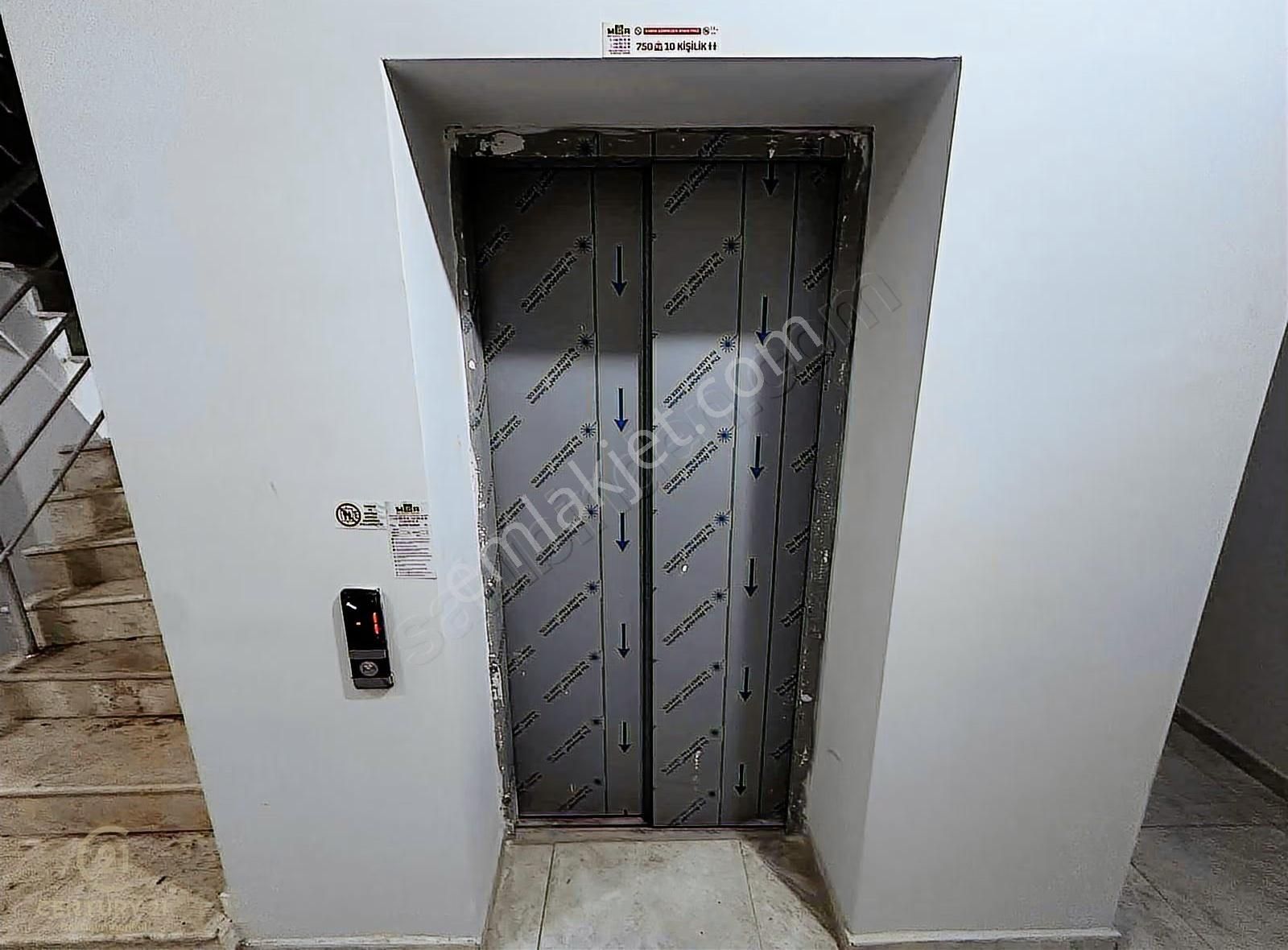 C21 Bal'dan Dinkçiler'de Satılık Eşyalı 1+1 Daire - Görsel 5