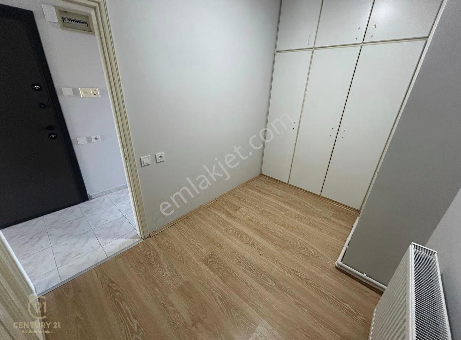 C21 Bal'dan Bandırma Cd Üzerinde Yenilenmiş 2+1 Kiralık Daire - Görsel 34