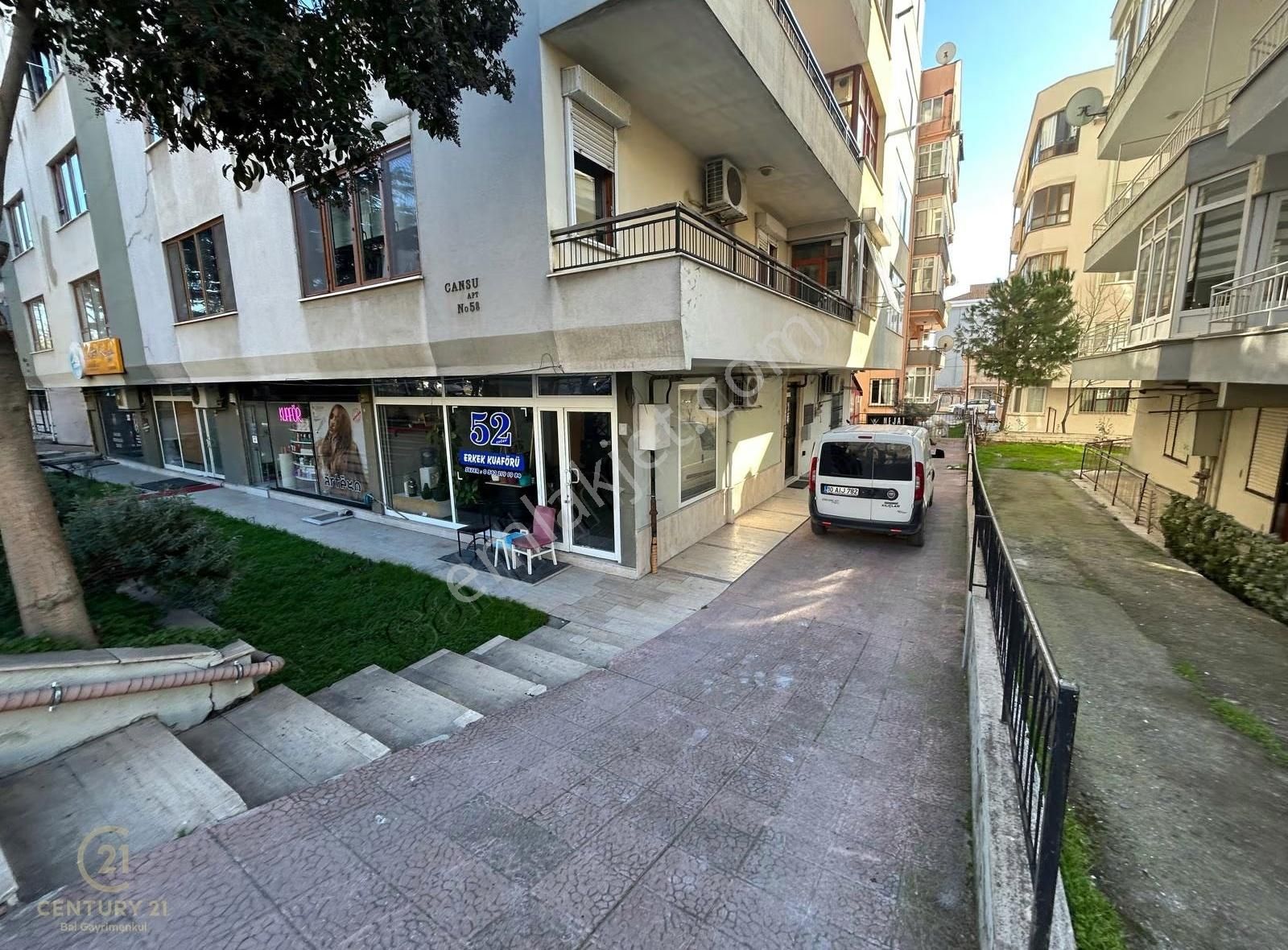 C21 Bal'dan Bandırma Cd Üzerinde Yenilenmiş 2+1 Kiralık Daire - Görsel 13