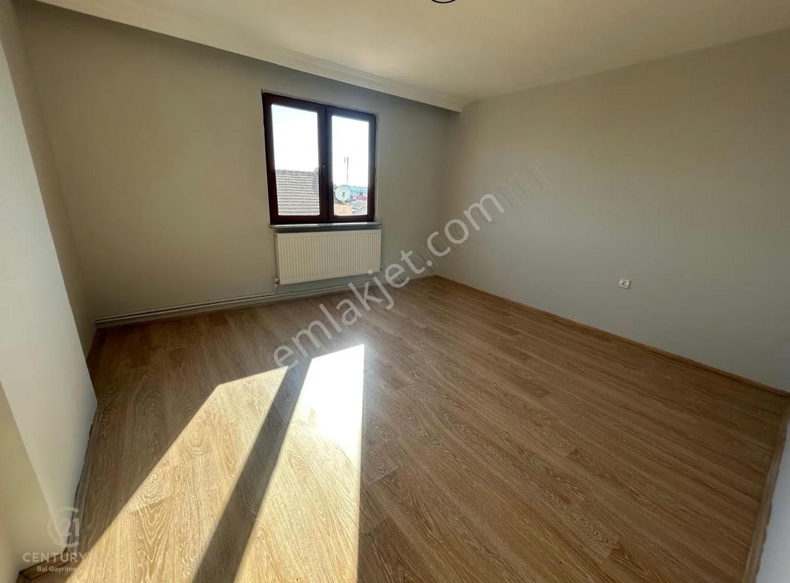 C21 Bal'dan Bandırma Cd Üzerinde Yenilenmiş 2+1 Kiralık Daire - Görsel 12