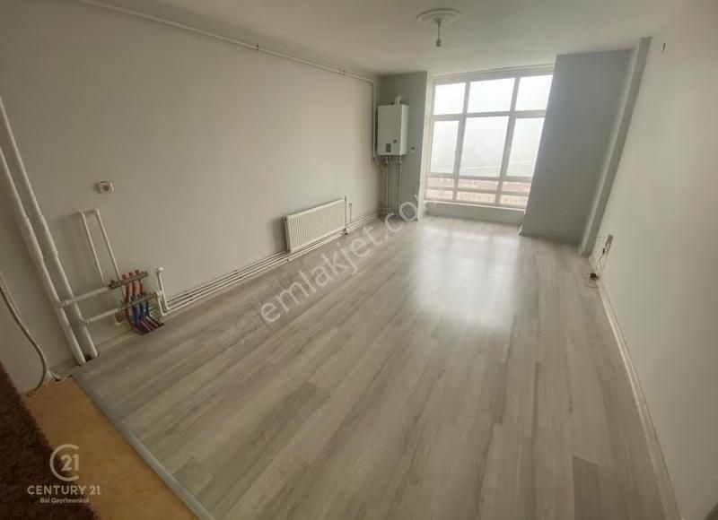 Toki Yenimahalle'de Ön -güney Cephe,ara Kat Temiz Satılık 1+1 - Görsel 9