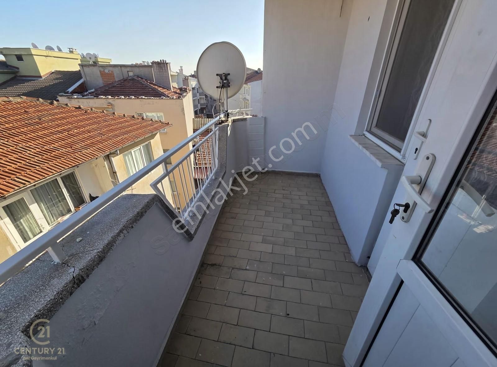 C21 Bal'dan Altıeylül Ortaokulu Yanı Eşyalı Kiralık 2+1 Daire - Görsel 9