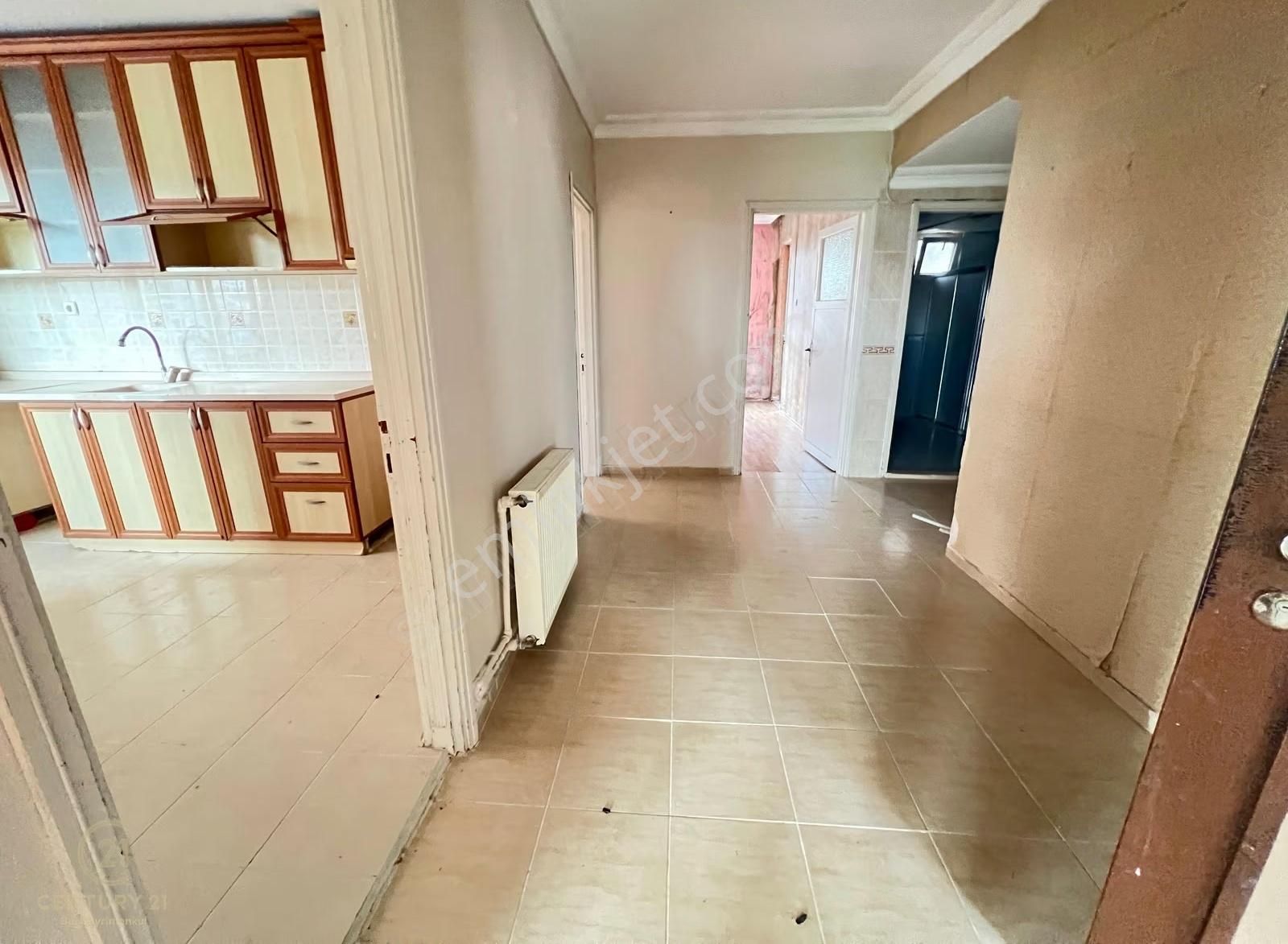 Paşaalanı Mh. Merkezi Konum Ara Kat, Balkonlu Kiralık 3+1 Daire - Görsel 6