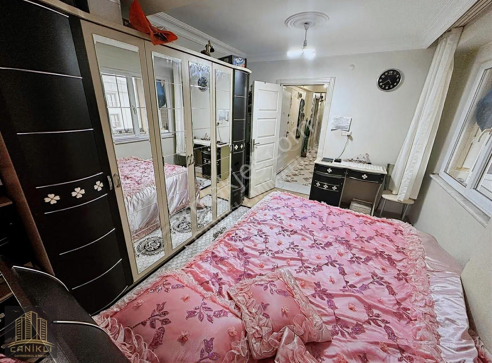 Eyüpsultan Esentepe Mah. 3+2 200m² Satılık Dubleks Daire - Görsel 22