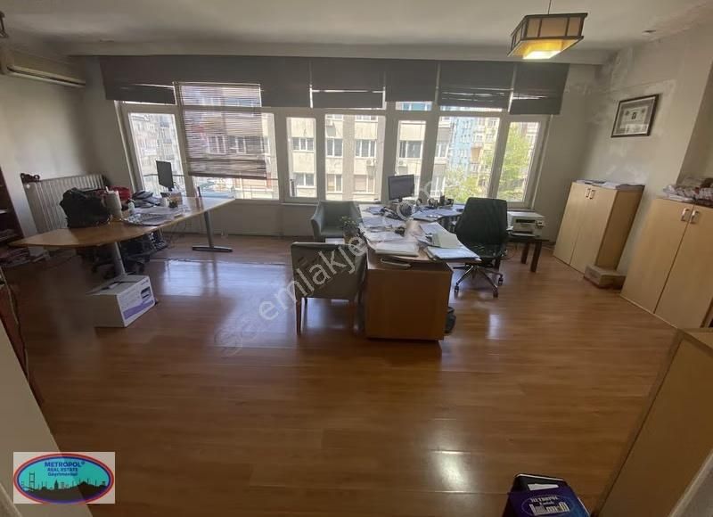 Şişli Fulya Ortaklar Cad. Bahçeler Sok. 150m2 Ofise-konuta Uygun