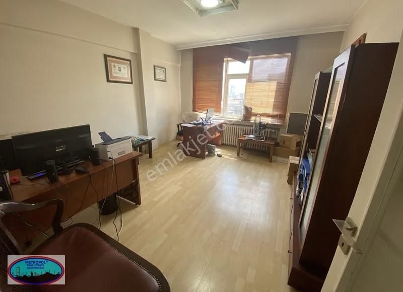 Şişli Fulya Ortaklar Cad. Bahçeler Sok. 150m2 Ofise-konuta Uygun - Görsel 8