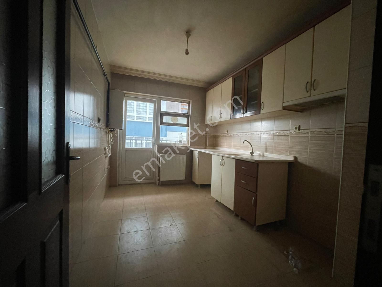 Sincan Pınarbaşı Mahallesinde 3+1 Ara Kat Merkezi Konum Kiralık Daire - Görsel 6