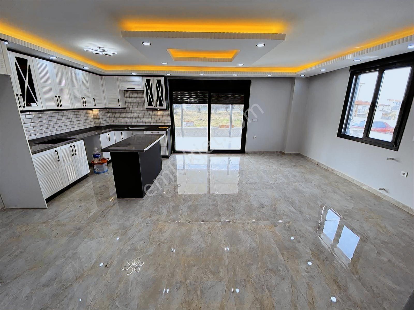 Dağlı !gayrimenkul'den 4+1 Müstakil Sıfır Lüks Yapım Villa!! - Görsel 18
