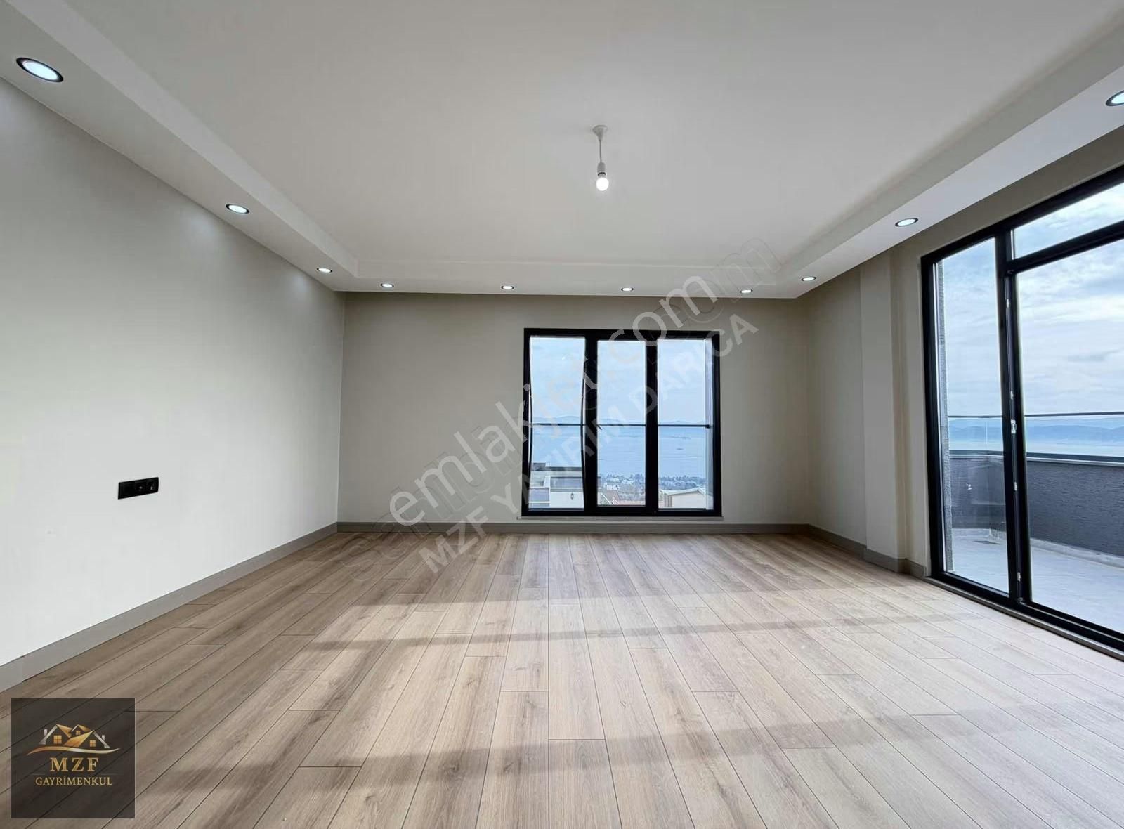 Deniz Manz.ultra Lüks Özel Mimari Asansörlü Kap.oto. 3+1 Dubleks - Görsel 13