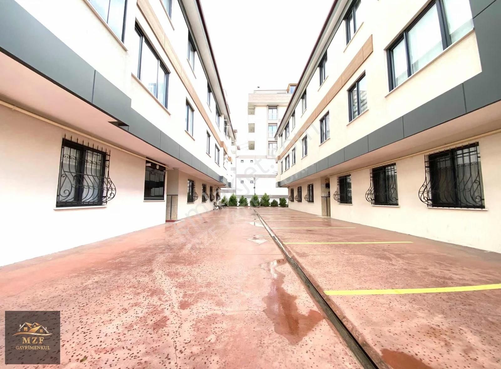 Site İçerisinde Kapalı Otoparklı Lüx Yüksek Giriş - Görsel 11