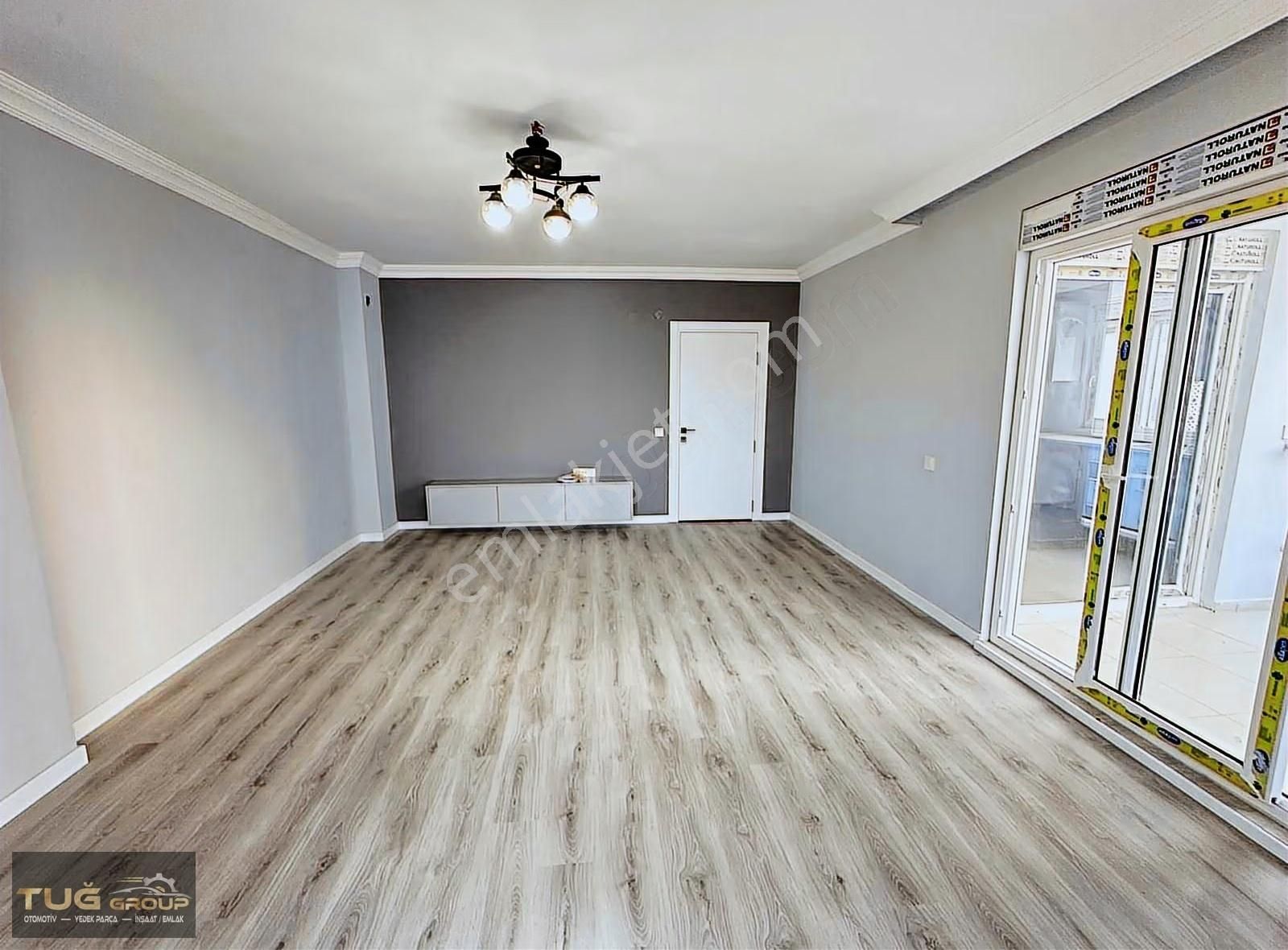 Hüsnü Karakaş Mah.de Havuzlu Sitede 2+1 Tadilatlı Daire - Görsel 16