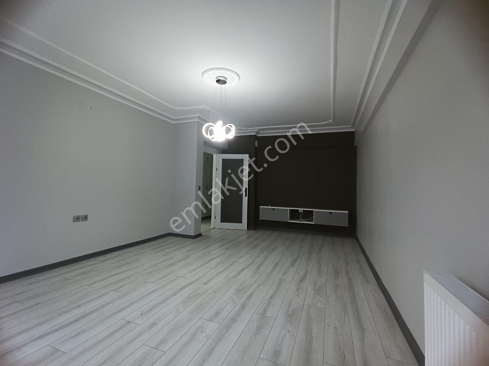 Sincan Tandoğan Mahallesinde 2+1 Satılık Daire