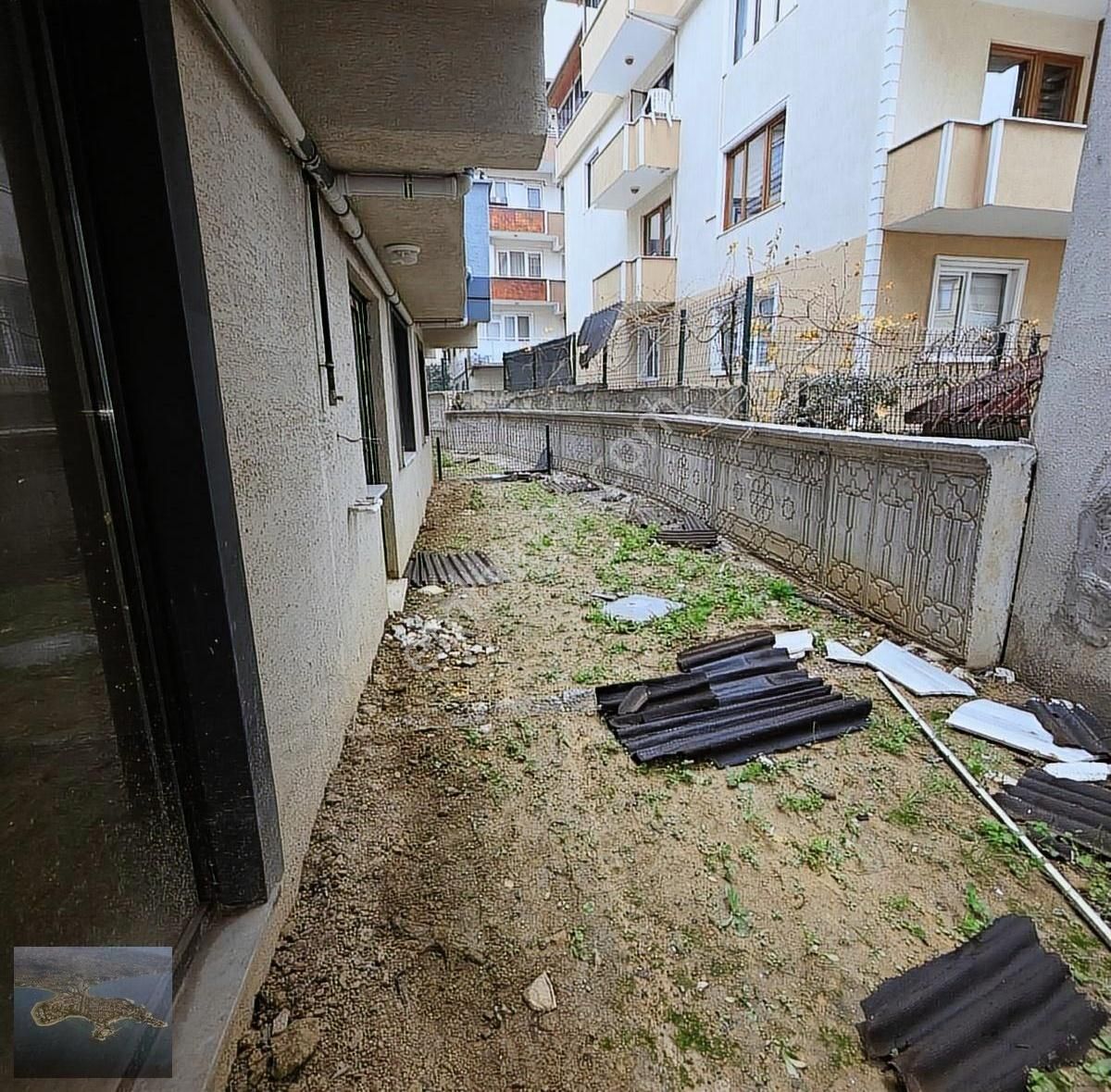 Cami Mahallesinde Kısa Süreliğine - Görsel 4