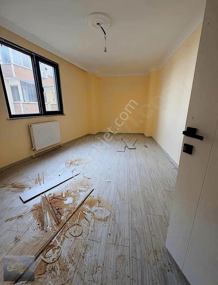 Cami Mh Deniz Manzaralı 2+1 90 M2 Ara Kat Kelepir - Görsel 5