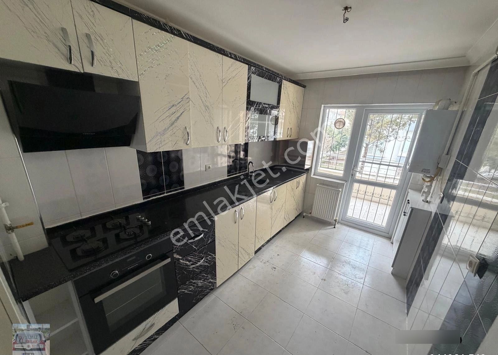 Ty Yılmaz'dan Malazgirt'te Full Yapılı Ara Kat Ön Cephe Geniş Balkon Dairee