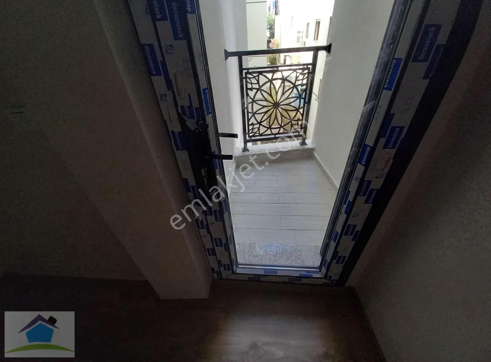 Diş Hastanesi Yakını Sıfır Karanlıksız Doğalgazlı 2+1 Daire - Görsel 9