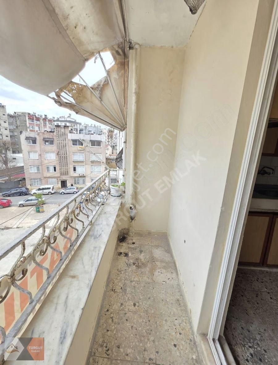 Kiremithane Mah. Denize 300 M 3+1 Geniş Oturumlu Krediye Uygun