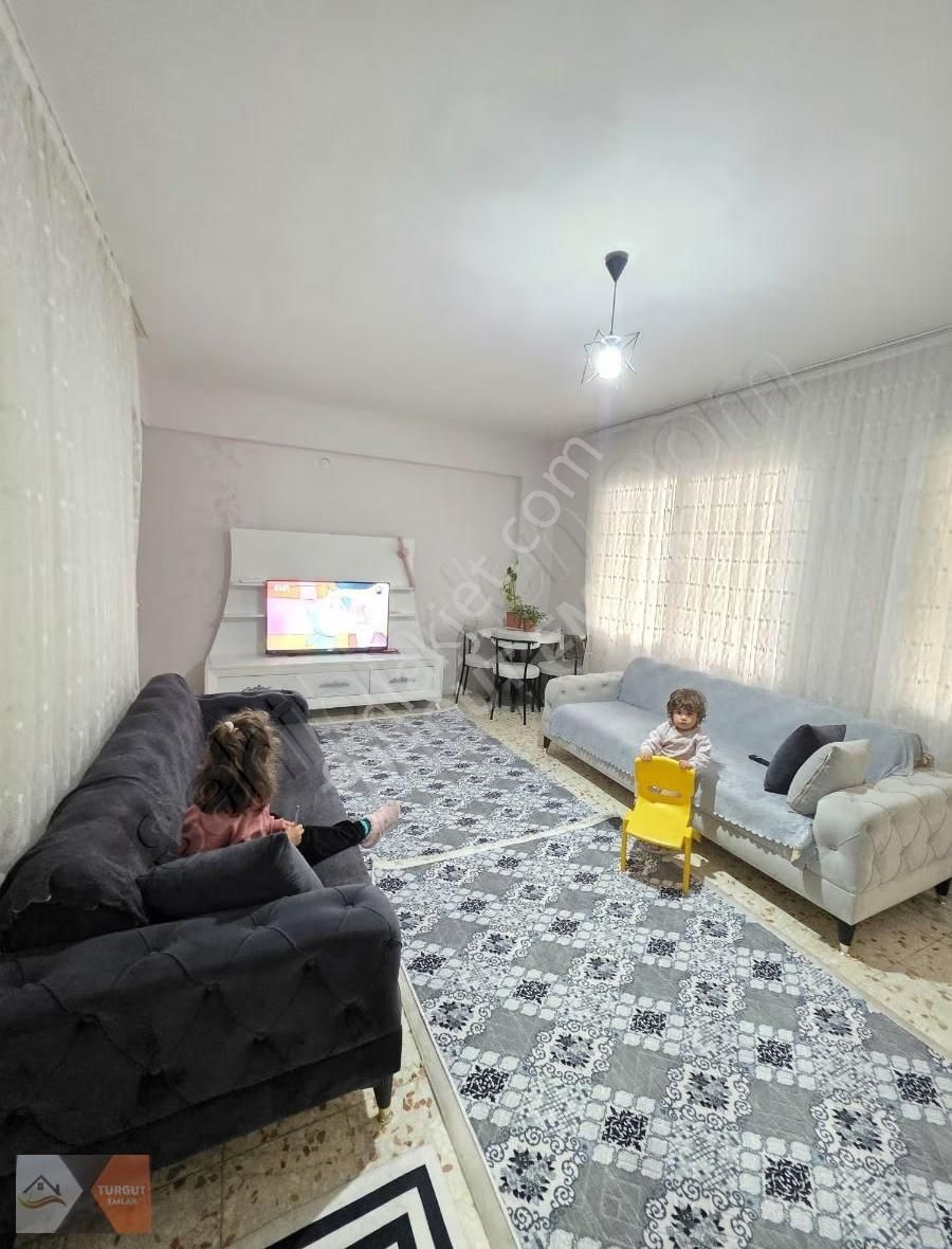 Eski Çevik Kuvvet Arkası Mithatpaşa Mahallesinde 3+1 Geniş Otoru - Görsel 3