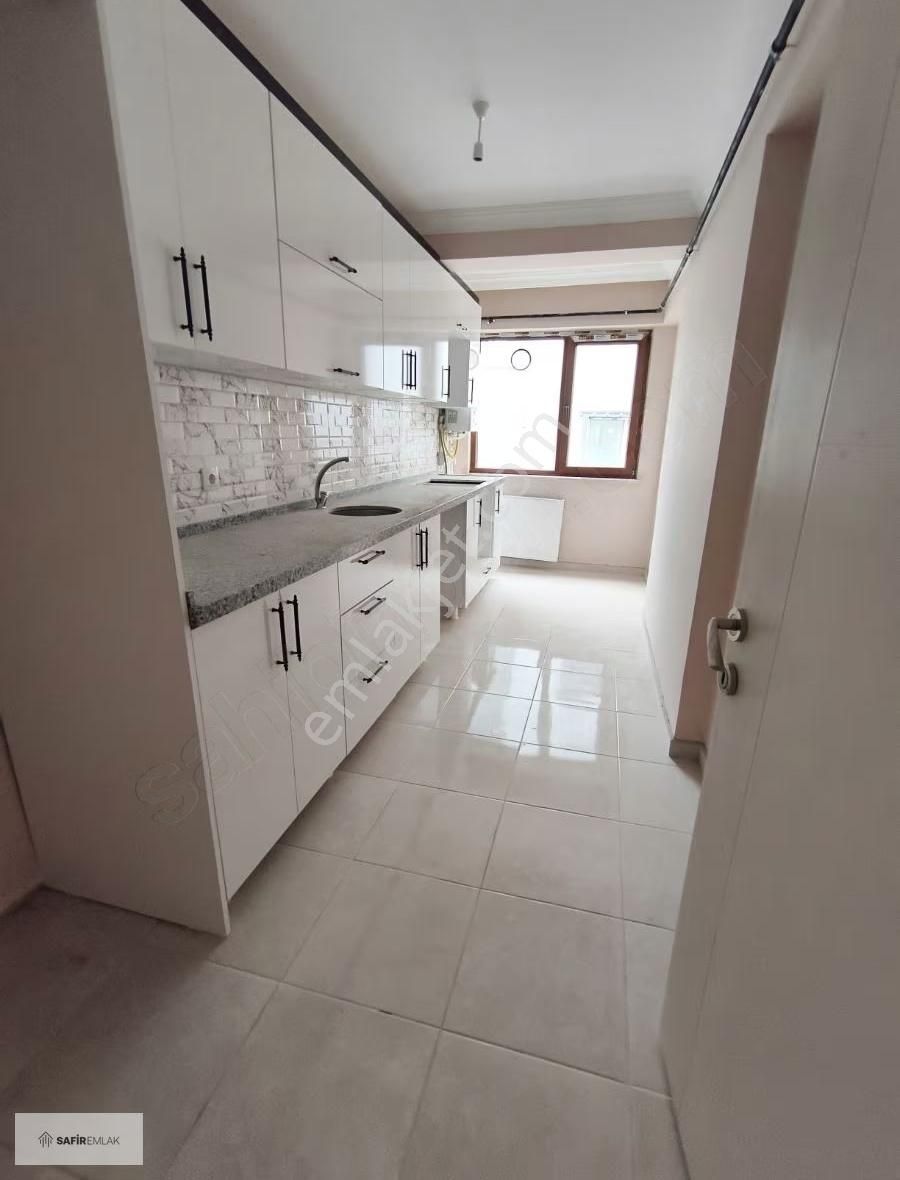Teşvikiye'de Kiralık Kullanışlı 2+1 Daire - Görsel 3