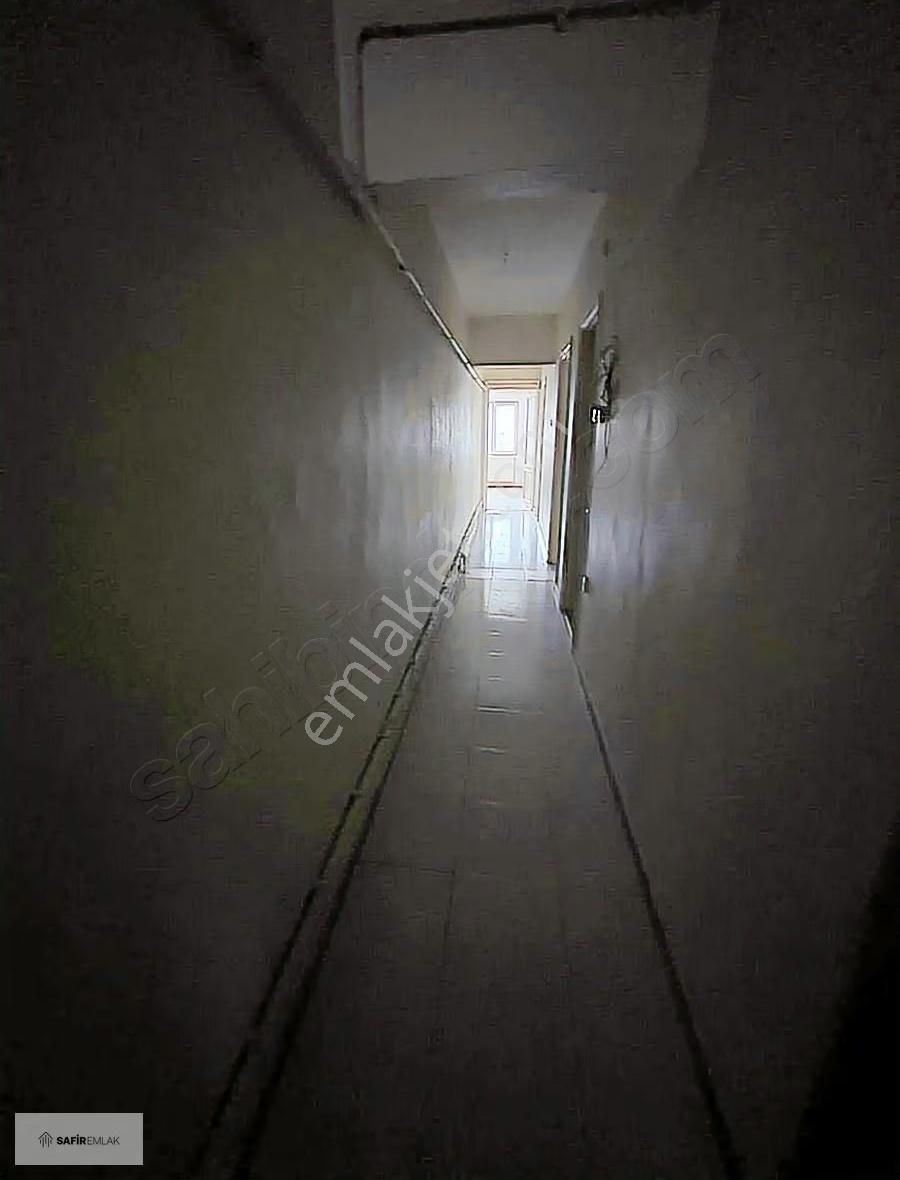 Merkezde Kiralık 3+1 Daire - Görsel 4