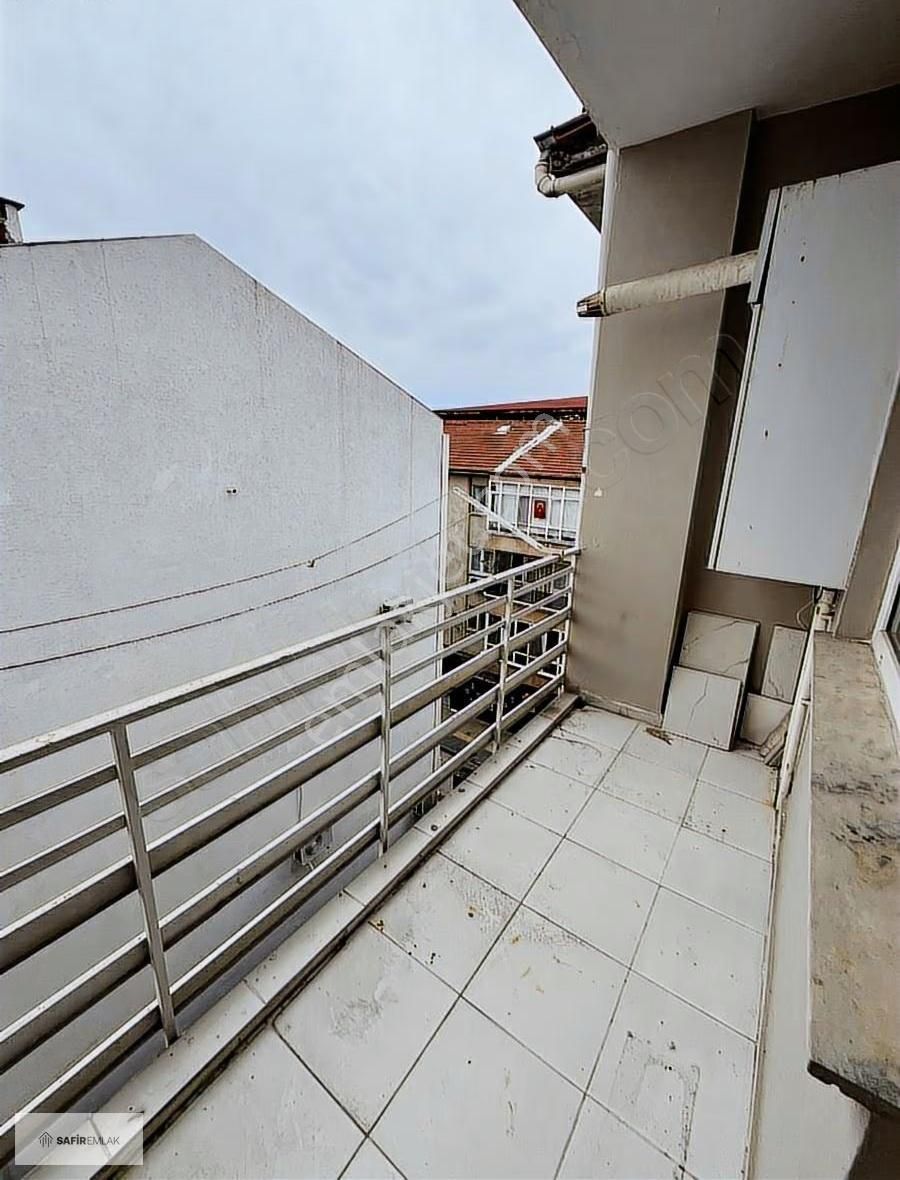 Merkezde Kiralık 3+1 Daire - Görsel 11