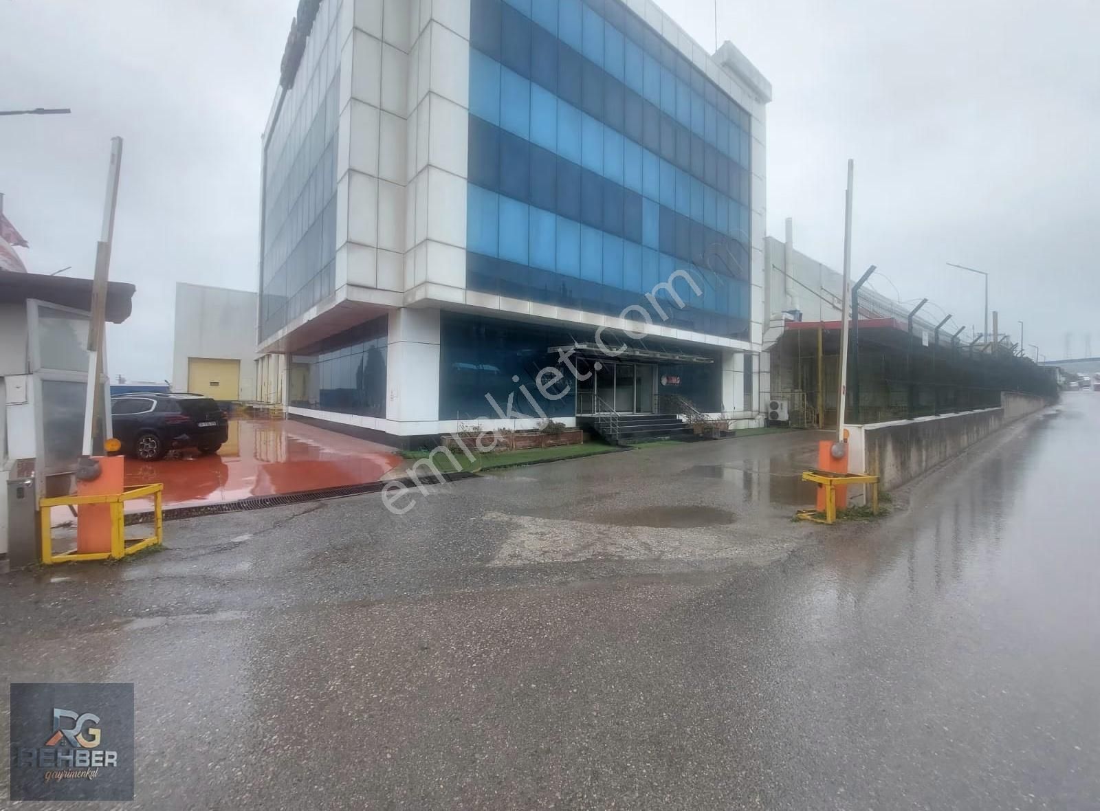 Tuzla Orhanlı'da 350m² Kiralık Ofis Katları