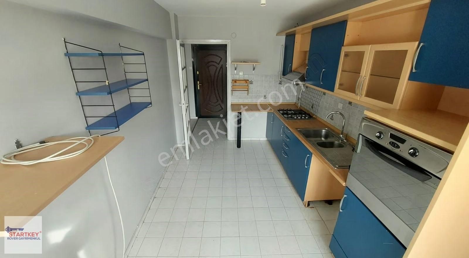 Karşıyaka Tuna Mahallesi Sahile Yakın Kiralık 3+1 Daire - Görsel 2