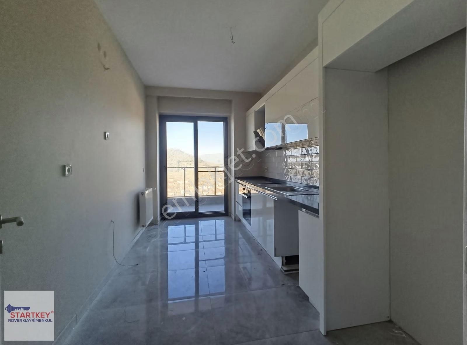 Bayraklı Dasif Vista Sitesi Deniz Manzaralı Kiralık 3+1 Daire - Görsel 22