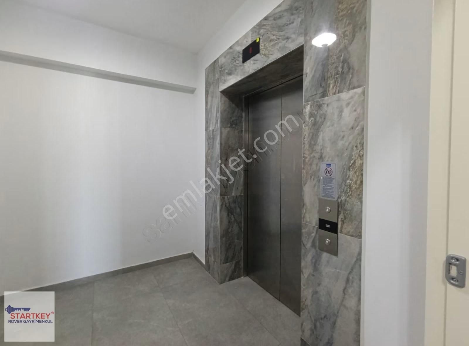 Bayraklı Dasif Vista Sitesi Deniz Manzaralı Kiralık 3+1 Daire - Görsel 14